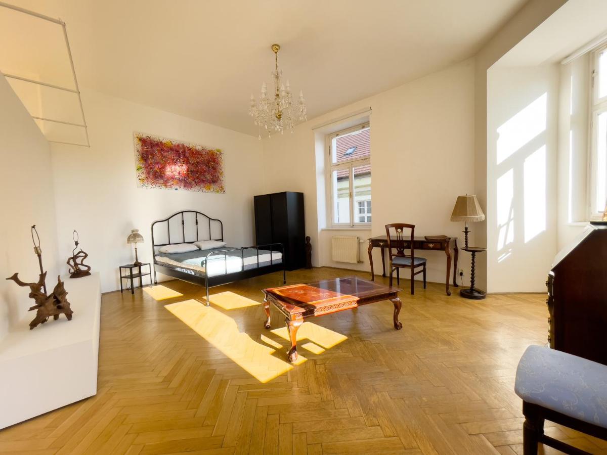 Center Of Prague Apartment 369 المظهر الخارجي الصورة